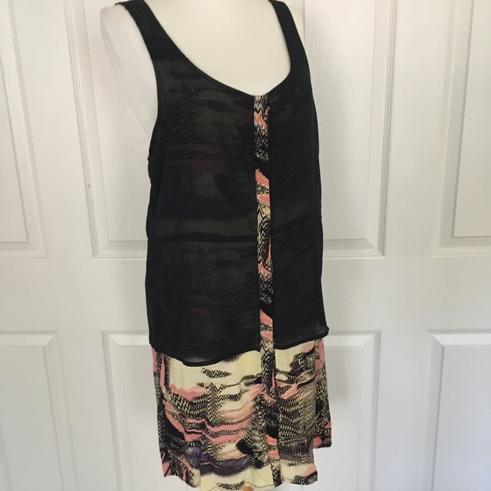 Volcom • Layered Pattern Mini Dress - Picture 4 of 7